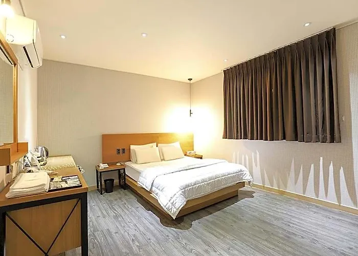 Motel Youain 2*